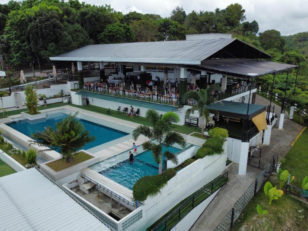 Ultra Winds Mountain Resort (Adults Only) Cagayan de Oro Exterior foto